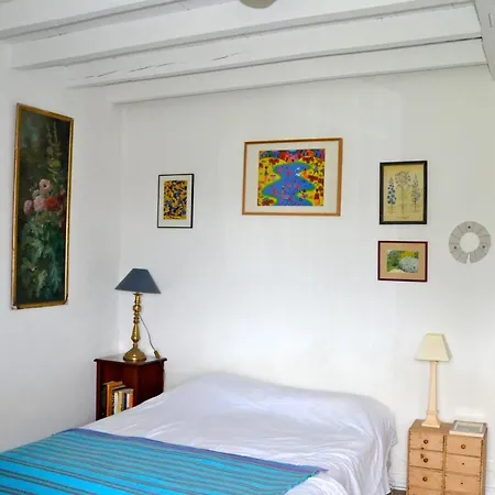 Сasa de vacaciones La Grange Du Chapelat *